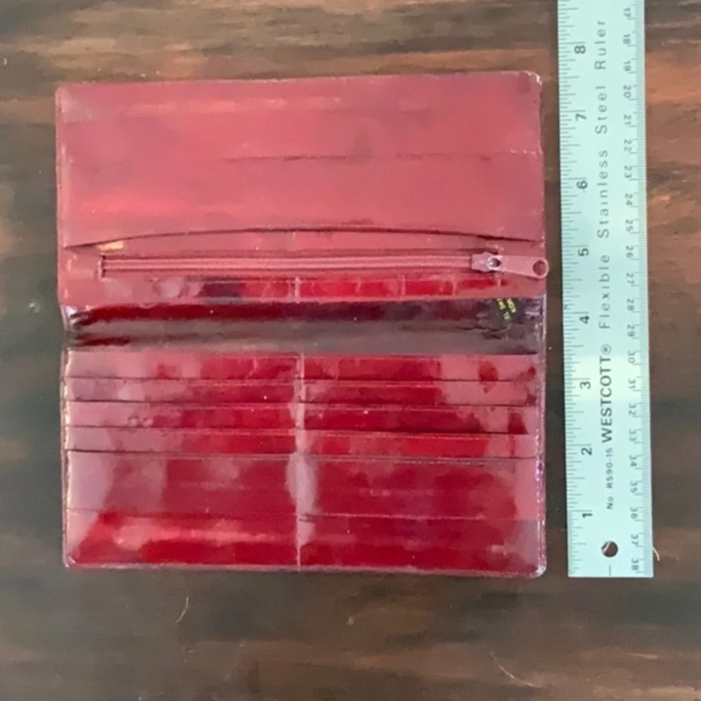 Eel Skin Burgundy Billfold - Picture 2 of 4